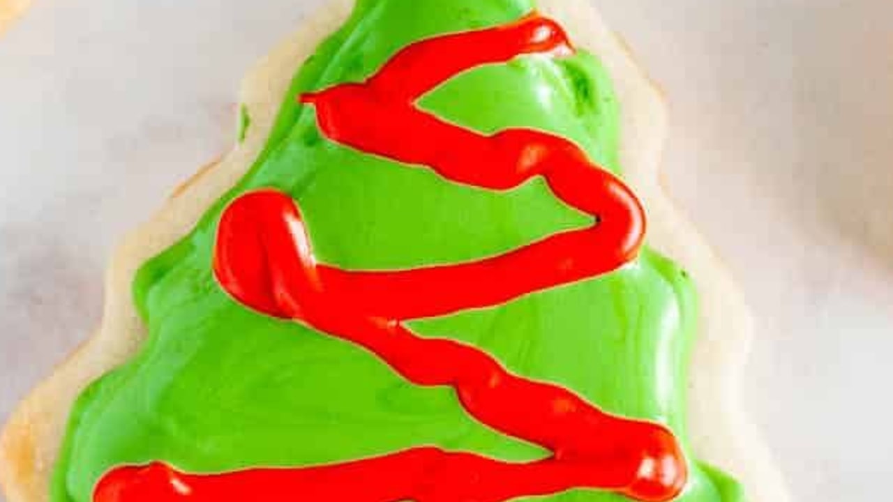 Decorated Christmas Tree Cookies with Royal Icing